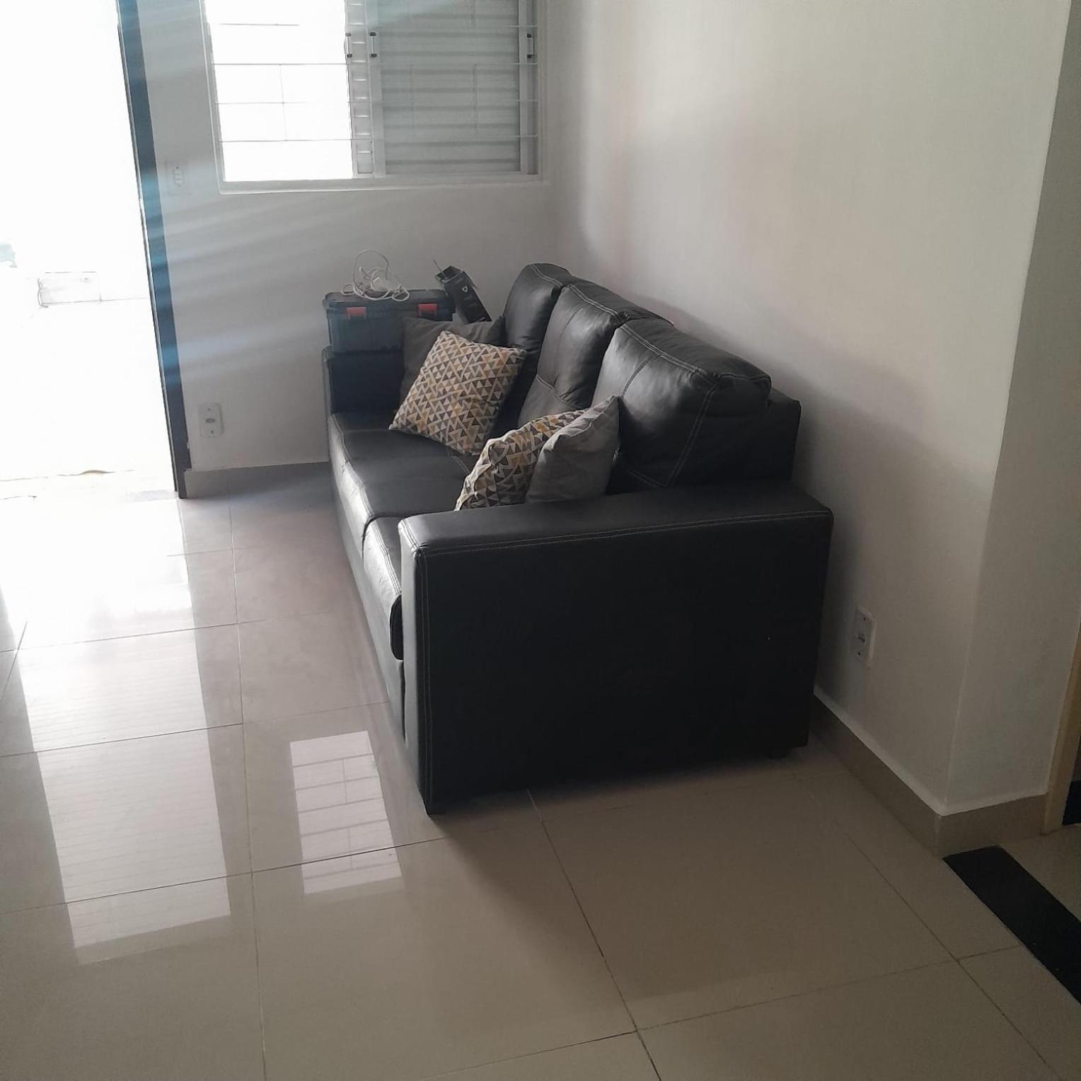 Versailles Homestay *